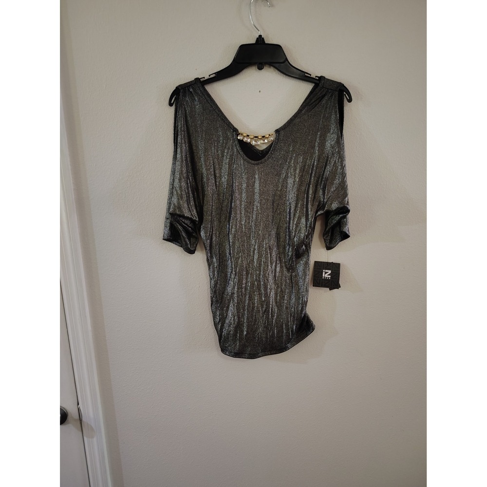 IZ Byer Womens Metallic Silver Foiled Marled Sweater Cold Shoulder Top Medium